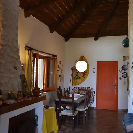 Casa Sa Zinzella * San Salvatore (Lucca)